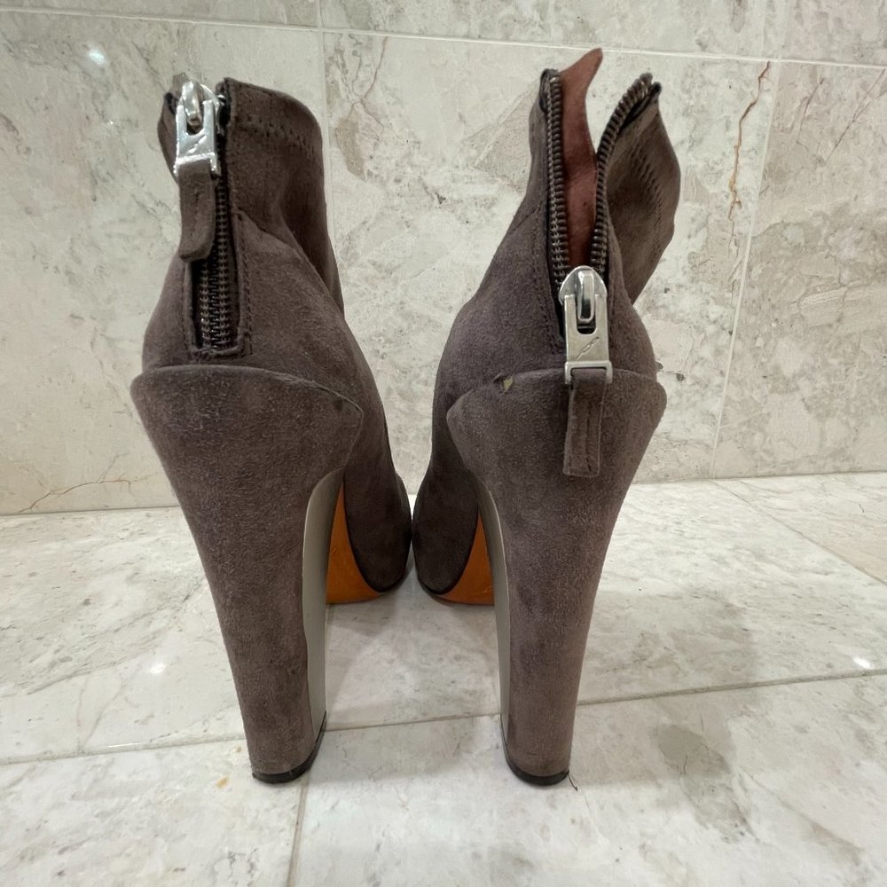BRIAN ATWOOD {7} Booties Grey Metal Suede(?) Rear Zipper - Picture 6 of 14